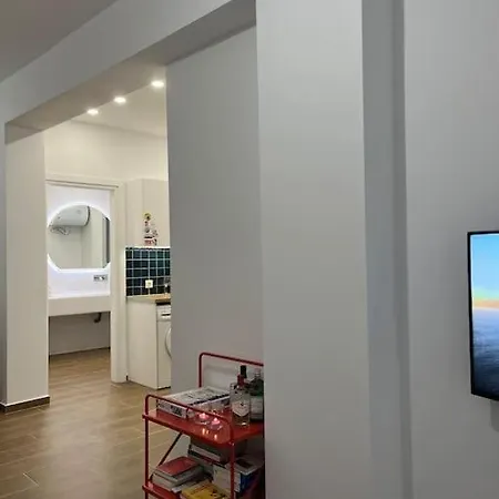 Urban & Modern In Exarcheia: Vibes Apartment